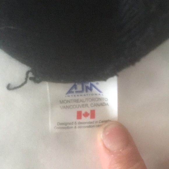 🔥 2/$20🔥Beanie - Picture 3 of 4